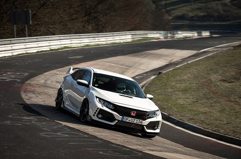 Persbericht - Honda Civic Type R 2017 bestigd nieuw recordronde